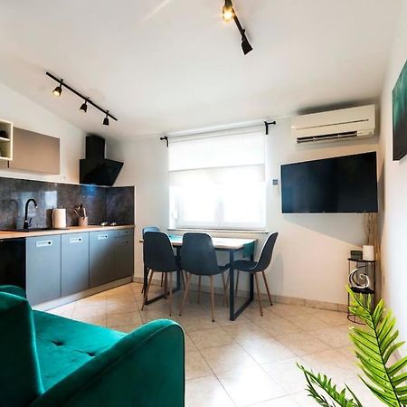 Apartman Smaragd Fažana Exterior foto